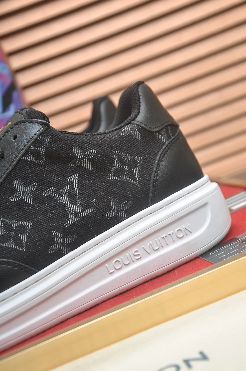 Men's shoes 💰540💶[LOUIS VUITTON] Original order price (water-dyed cowhide lining) new model 🍀LV Louis Vuitton * - top version of LV classic trendy shoes! Made of imported original cowhide, water-dyed cowhide lining, and original wear-resistant rubber outsole! High quality products! Code number 38-45 (45 is custom-made and cannot be returned or exchanged)